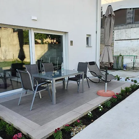 Sandra Apartment