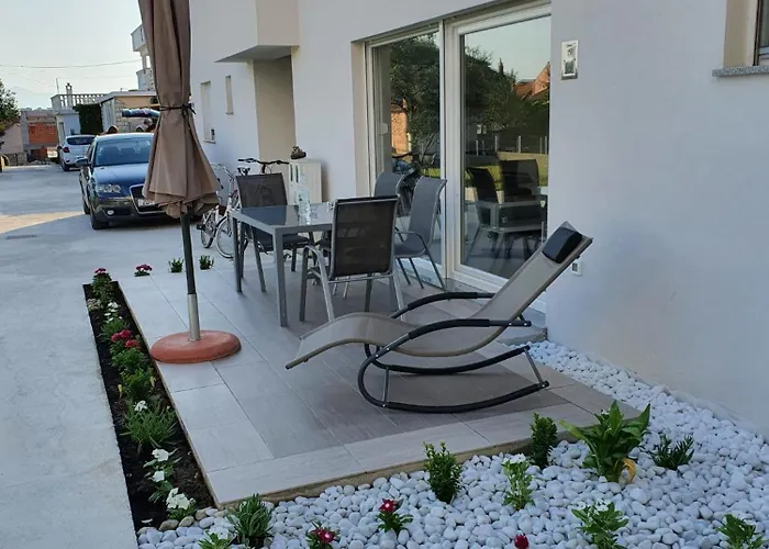 Apartament Sandra *